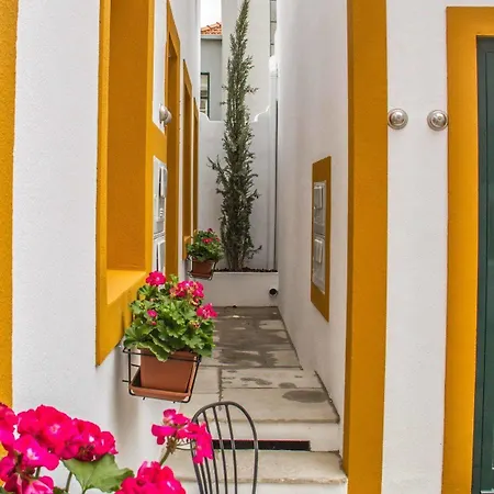 Imperium Village Apartment