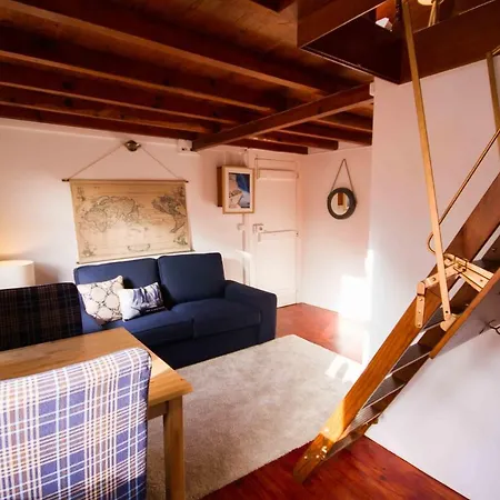Imperium Village Apartment *